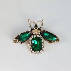 Vintage Emerald Bee Crystal Brooch